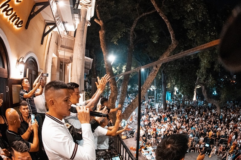 Ca sĩ Lã Phong Lâm và đam mê âm nhạc