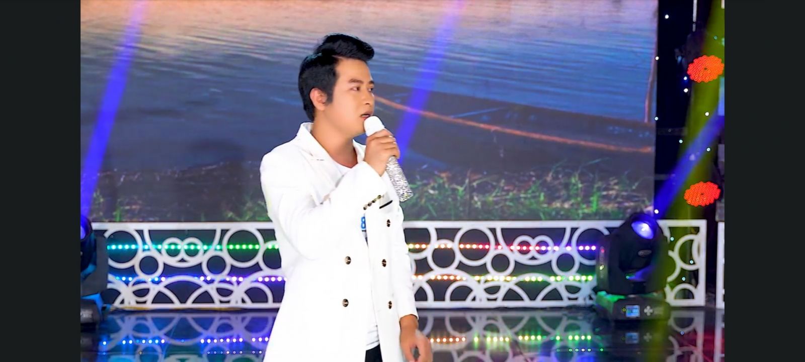 Ca sĩ Quang Mạnh là ai? Các bài hát hay của ca sĩ Quang Mạnh Bolero