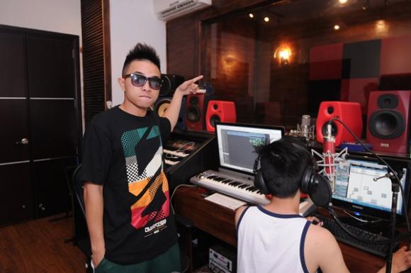 Ca sĩ Phúc Bồ tham gia cuộc thi The Remix